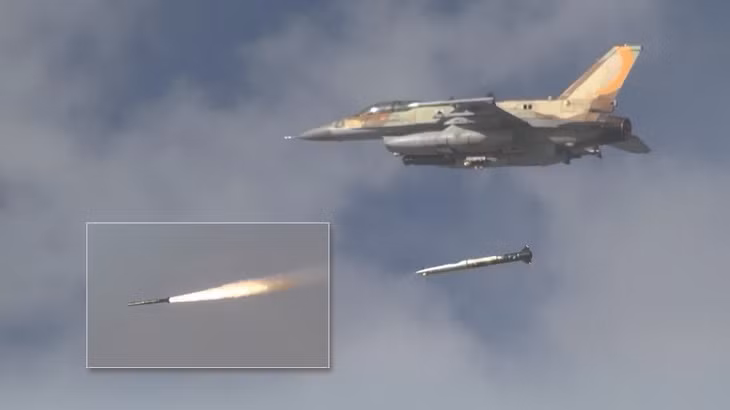 Phi hành đoàn lái tiêm kích F-16I Sufa nói trên theo thông báo đã bị đình chỉ bay trong 3 tuần sau khi mắc phải sai lầm nghiêm trọng, đó là tấn công sai mục tiêu. Sự cố nghiêm trọng khi tiêm kích F-16I Sufa tấn công nhầm binh sĩ Israel