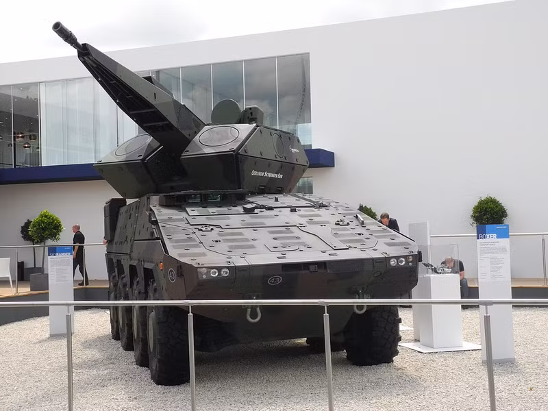 Ủy ban ngân sách của Quốc hội Đức (Bundestag) đã cho phép mua hàng loạt hệ thống pháo phòng không Skyranger 30 cho Lực lượng Mặt đất Đức. Hệ thống phòng không Skyranger 30 liên tiếp nhận hợp đồng lớn