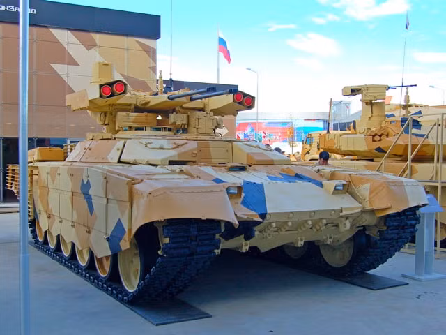 Được biết, những mẫu này có khung gầm giống với T-90S và T-90A. Đồng thời người Nga còn tạo ra một biến thể dựa trên một trong những loại xe tăng chiến đấu chủ lực phổ biến nhất thế giới - T-72. Kẻ hủy diệt Terminator-2 được trang bị tên lửa tầm xa cực mạnh