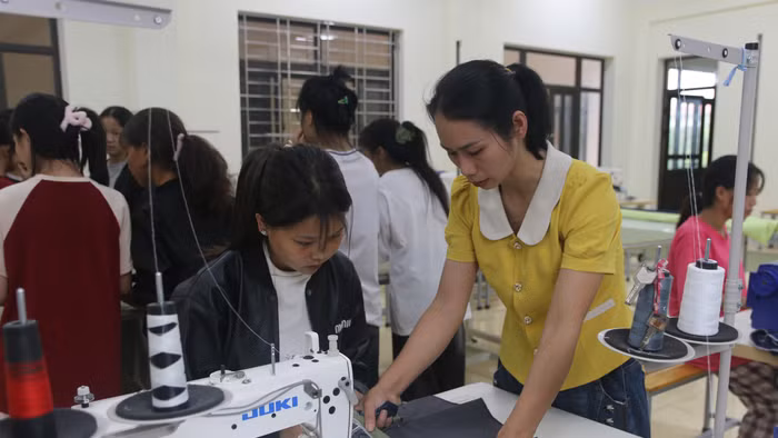 Lớp học may của Trường Cao đẳng Lai Châu.