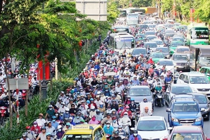 Đường vào sân bay Tân Sơn Nhất sẽ cấm ô tô theo giờ