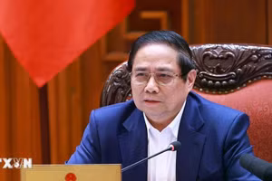 'Xây dựng các nghị định phân cấp, phân quyền mạnh cho chính quyền địa phương'