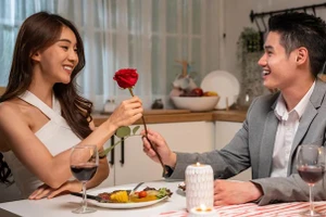 Cự Giải có cuộc gặp bất ngờ, Song Ngư đạt thành tích ngày đầu tuần 4/8