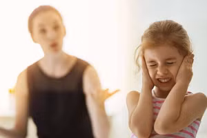 Đôi khi, trẻ mệt mỏi vì những yêu cầu quá mức của phụ huynh. (Ảnh: ITN).