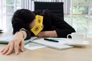 Những người làm việc hiệu quả cũng phải đối mặt với những thách thức về sự trì hoãn. (Ảnh: ITN).