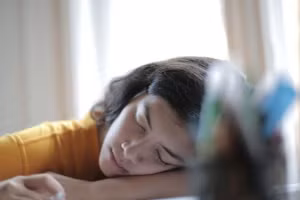 Thời gian ngủ trưa lý tưởng là dưới 30 phút. (Ảnh: ITN)