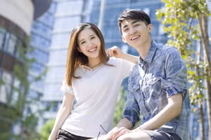 Trong thế giới cảm xúc của người lớn, điều đáng sợ nhất là bạn tưởng mọi chuyện vẫn ổn, nhưng hóa ra lại là một mớ hỗn độn. (Ảnh: ITN).