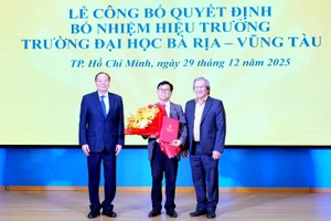 PGS.TS Nguyễn Bá Hoàng làm Hiệu trưởng Trường ĐH Bà Rịa - Vũng Tàu