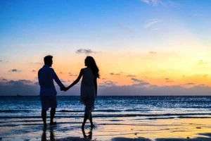 Mão chủ động bày tỏ tình cảm với đối phương, Ngọ gặp xui xẻo ngày 2/11