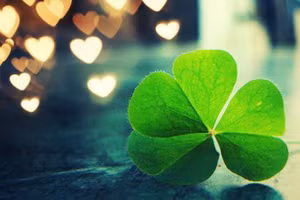 Tý vận đỏ như son, Thìn tiền bạc rủng rỉnh ngày 15/9