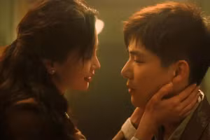 Cảm giác yêu đương thật tuyệt vời và cũng thật mãnh liệt. (Ảnh: ITN).