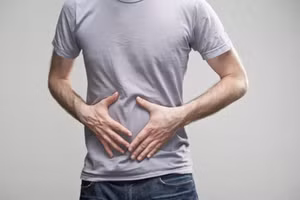 Cảm lạnh dạ dày là triệu chứng do thói quen ăn uống không tốt gây ra. (Ảnh: ITN)