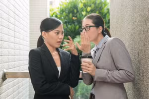 8 điều tối kỵ khi giao tiếp