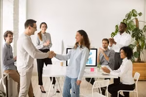 Tử vi 12 con giáp ngày 4/6: Mão có điềm báo hao tài, Ngọ công việc suôn sẻ