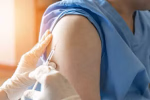 Viêm màng não B: Bệnh lây lan thế nào, khi nào cần đi bác sĩ?