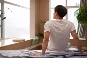 Tìm kiếm niềm vui đơn giản đã trở thành mục tiêu của nhiều người. (Ảnh : ITN)