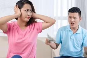 4 sự thật trần trụi về tiền và tình trong hôn nhân