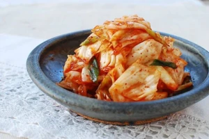 Kim chi có thể không nằm trong chế độ ăn hàng ngày của bạn, nhưng ngày càng nhiều nghiên cứu cho thấy nó có lợi cho sức khỏe. (Ảnh: ITN)