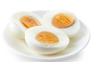Từ xưa đến nay, trứng gà đã được coi là món ăn bổ dưỡng cho cơ thể. (Ảnh: ITN)