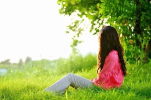 Thời gian trôi qua, giá trị của chúng ta cũng đang âm thầm thay đổi. (Ảnh: ITN).