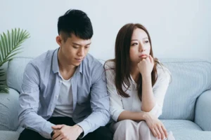 Phụ nữ càng chăm chỉ, chồng càng lười. (Ảnh : ITN)