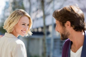 Kim Ngưu độc thân trúng tiếng sét ái tình, Bảo Bình tài lộc đỏ như son ngày 10/2