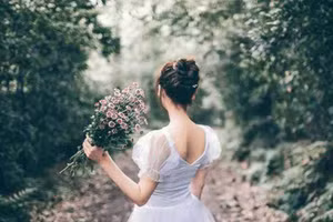 Khi bạn hiểu rõ hơn về điểm yếu của bản chất con người và biết cách giữ thái độ đúng mực, chỉ số hạnh phúc của bạn sẽ dần được cải thiện. (Ảnh: ITN).