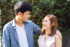 Tình yêu luôn có dấu hiệu. (Ảnh: ITN).