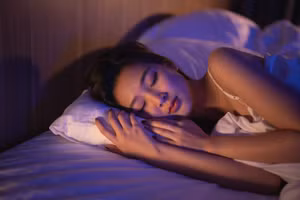 Mỗi người đều có thói quen ngủ ưa thích. (Ảnh: ITN)