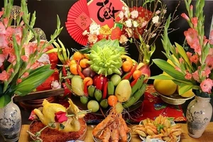 Văn khấn Giao thừa trong nhà và ngoài trời Tết Bính Ngọ 2026