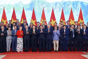  Thủ tướng: Nhà nước phải kiến tạo, doanh nghiệp phải đóng góp để Đất nước phát triển