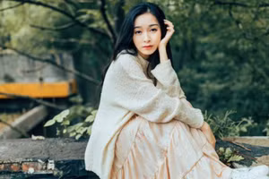 Phụ nữ thông minh biết cách “lười biếng” đúng lúc, trao quyền quyết định cho đàn ông. (Ảnh: ITN)