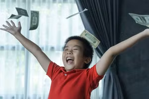 Quyền được tự quyết và tự do sử dụng tiền tiêu vặt là cơ hội để trẻ trải nghiệm. (Ảnh: ITN).