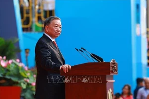 Tổng Bí thư Tô Lâm đọc diễn văn Kỷ niệm 50 năm Ngày Giải phóng miền Nam, thống nhất đất nước. (Ảnh: TTXVN)