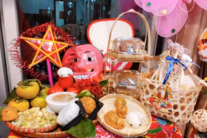 Cách bày mâm cỗ Trung thu truyền thống ở ba miền Bắc, Trung, Nam