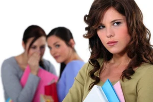 Tý bị nói xấu sau lưng, Thìn có một tình yêu lãng mạn ngày 7/1