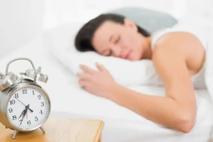 Nếu bạn cảm thấy những khó chịu này sau khi thức dậy, hãy cẩn thận. (Ảnh: ITN)