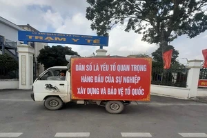 Phú Xuyên đẩy mạnh hoạt động truyền thông hưởng ứng Tháng hành động quốc gia về dân số. Ảnh: Văn hóa xã hội PX
