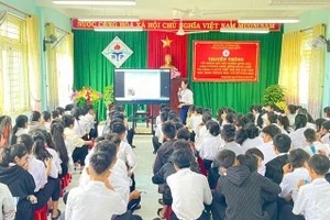 Truyền thông chăm sóc sức khỏe sinh sản cho vị thành niên