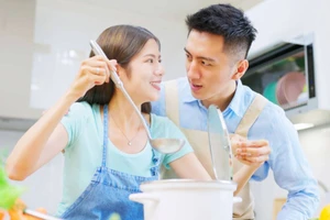 Việc nhà không phải là việc chỉ phụ nữ phải chịu trách nhiệm, nam giới cũng có nghĩa vụ tham gia. (Ảnh: ITN).