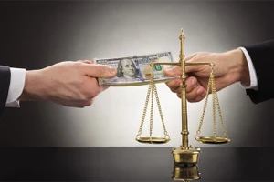 Cự Giải cẩn trọng tài chính, Song Ngư nên kiểm soát cảm xúc tiêu cực ngày 6/12