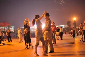 Có nhiều lựa chọn tập luyện khiêu vũ, từ khiêu vũ cộng đồng, ballet cho đến nhảy đường phố và các lớp nhảy câu lạc bộ. (Ảnh: ITN).