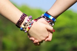 Sửu, Tỵ, Mùi vượng vận đào hoa, người độc thân tìm được nửa kia như ý ngày 13/8