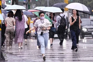 Tiếp xúc lâu với độ ẩm có thể dẫn đến các vấn đề sức khỏe. (Ảnh: ITN)