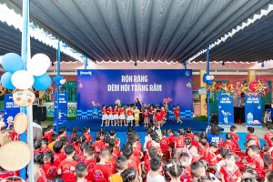 Tại Đà Nẵng, có một mùa trung thu thật đặc biệt đã đến với các em nhỏ trường Mẫu giáo Tiên Lãnh, xã Lãnh Ngọc...