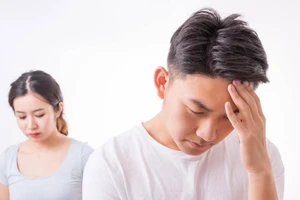 Phụ nữ có EQ thấp thường có những biểu hiện như cảm xúc không ổn định. (Ảnh: ITN).