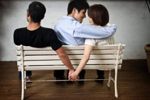 Trong hôn nhân, ngoại tình tư tưởng là một nỗi đau khó nói. (Ảnh: ITN).