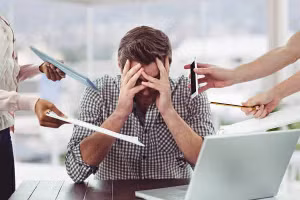 Suy nhược thần kinh do làm quá nhiều việc một lúc