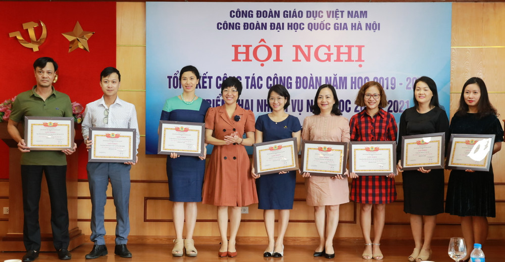 MC Thảo Vân: Hành trình từ một nữ sinh miền núi đến người mẹ đơn thân nổi tiếng