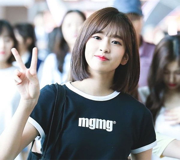 Kiểu tóc ngắn uốn cụp đẹp trẻ trung dẫn đầu xu hướng hiện nay | Báo Giáo  dục và Thời đại Online